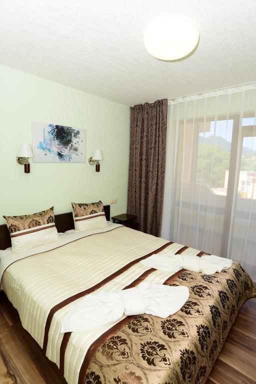 Guesthouse Nefertiti Smolyan Eksteriør billede